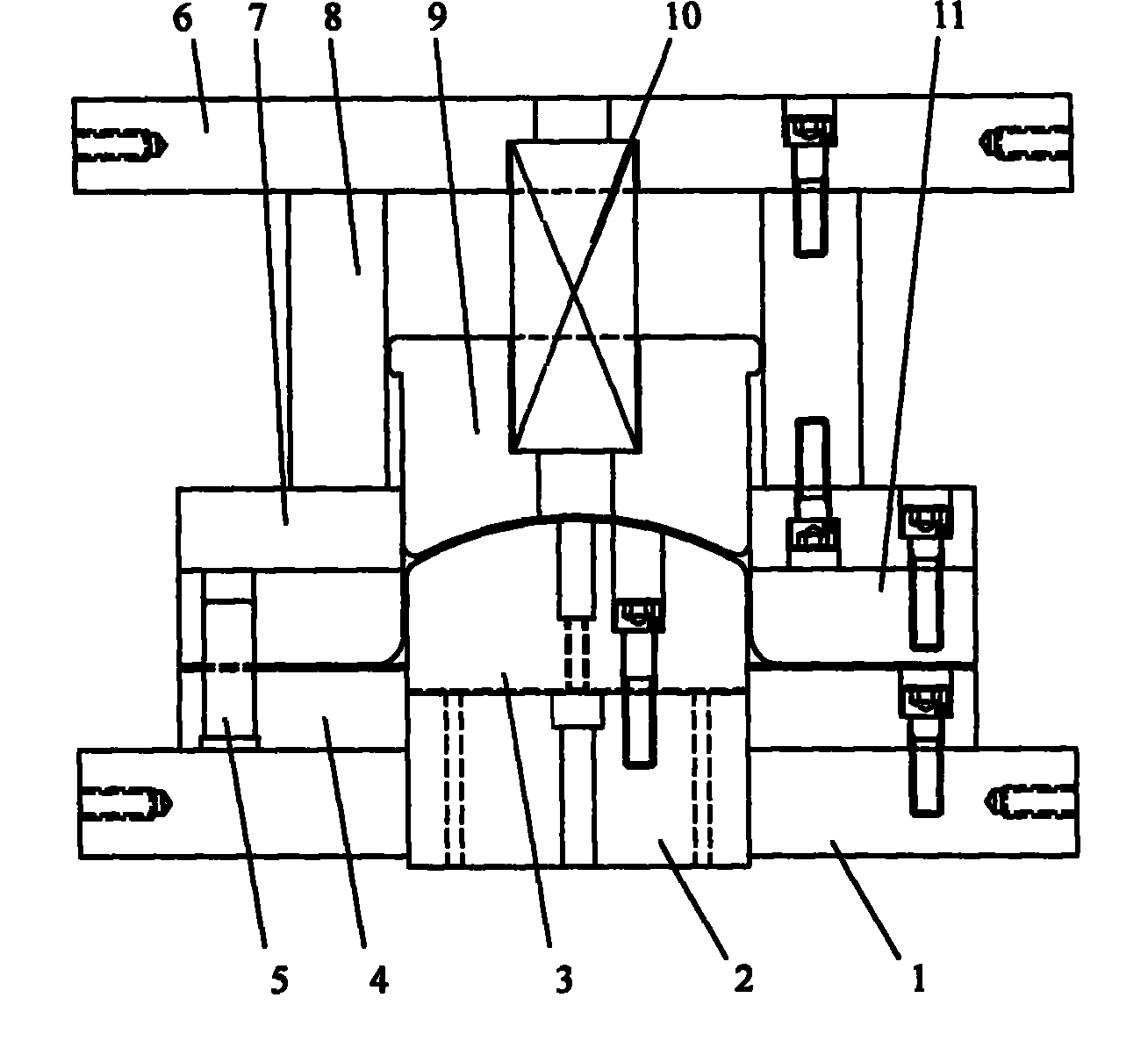 Unsymmetrical stretching forming mould capable of inducing plate material to rebound