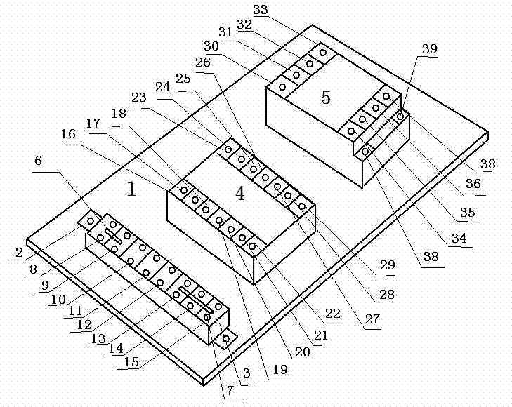 Device for automatically controlling humidity in a cabinet