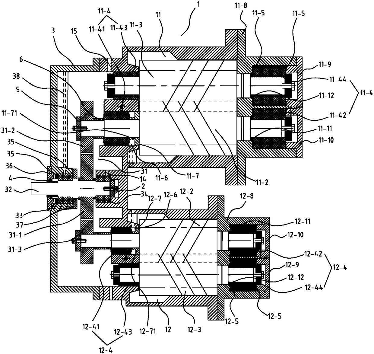 Two-stage water spraying screw mainframe