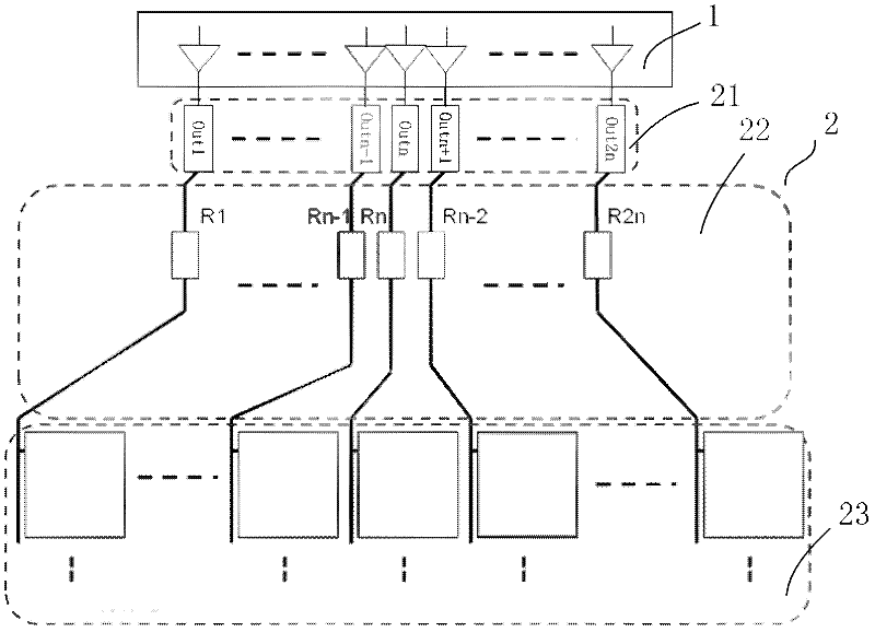 Liquid crystal display (LCD) driving circuit, data driving chip, liquid crystal panel and liquid crystal display device