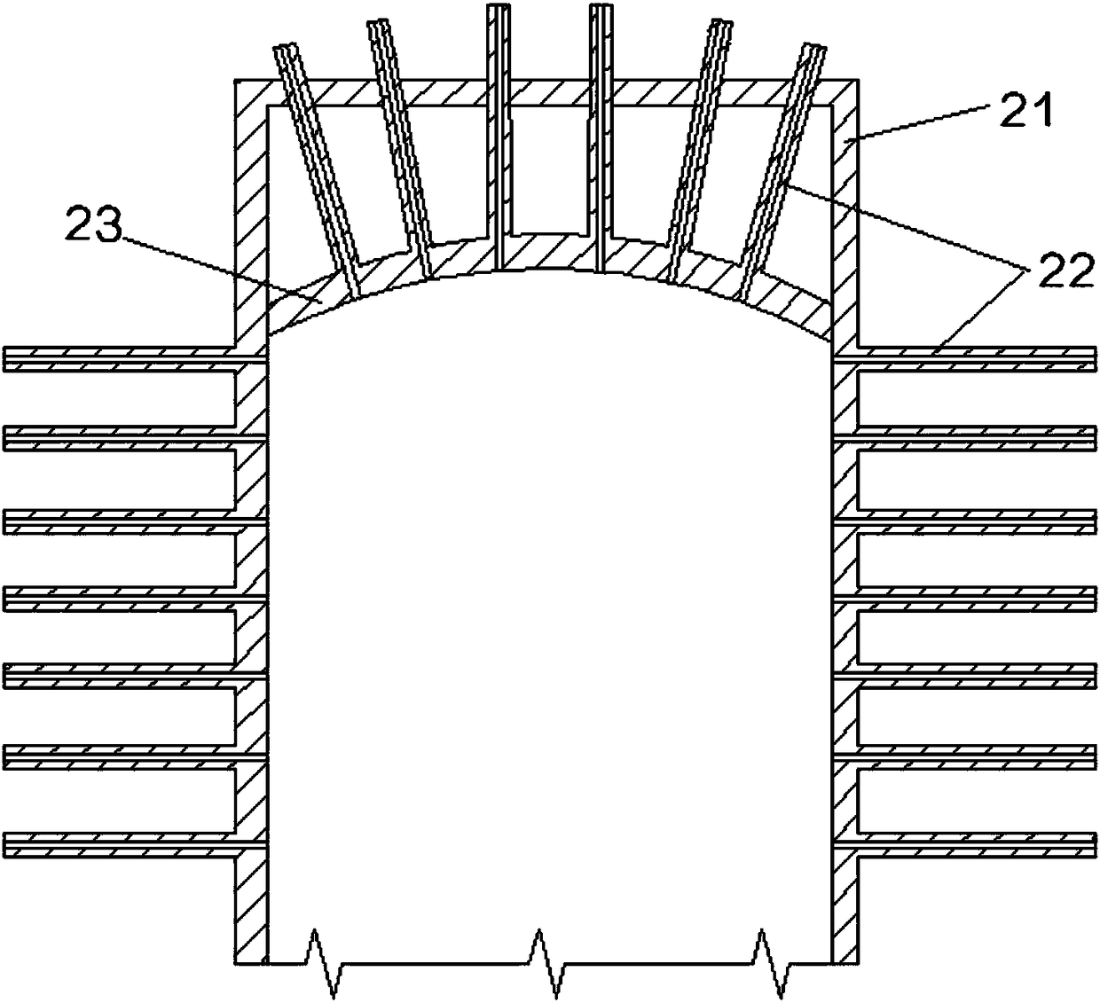 Batch cleaning device for bottles