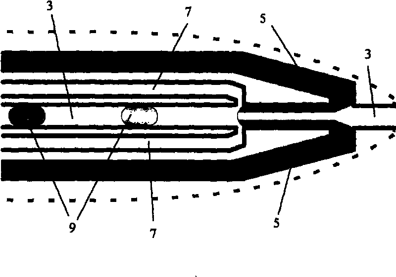 Device for analyzing and sieving liquid drops based on integrative sampling probe of chip