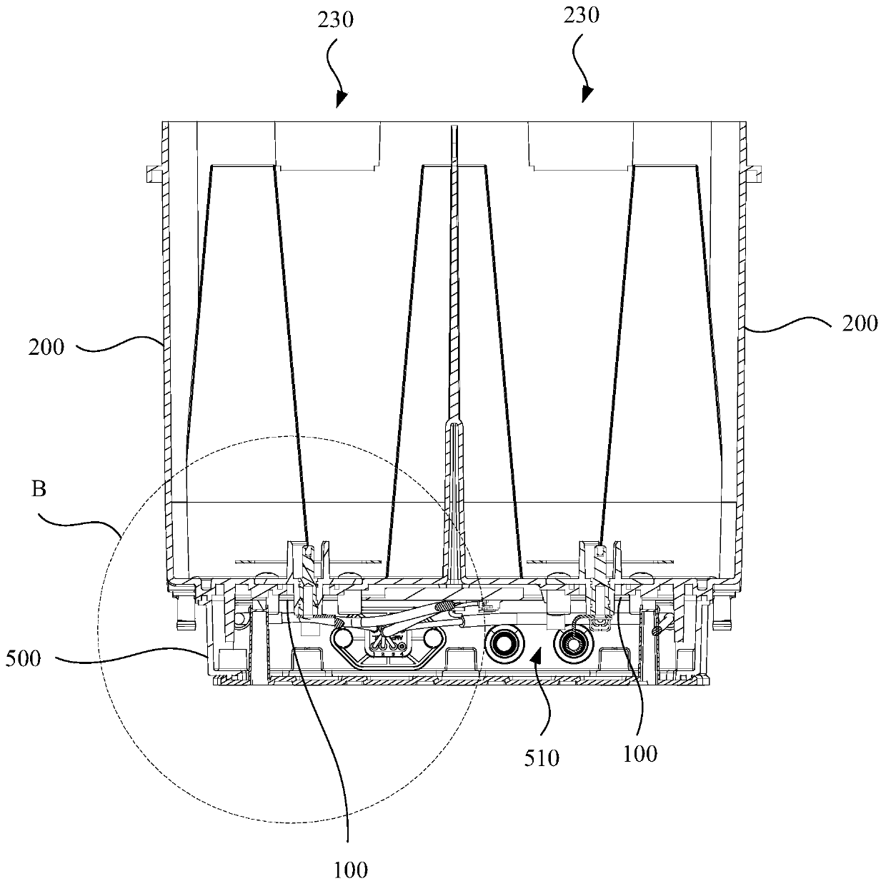 Transportation tool, battery box and mounting structure of external antenna of battery box