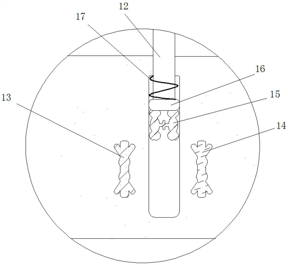 Automatic chip removal filter screen for chemical pipeline