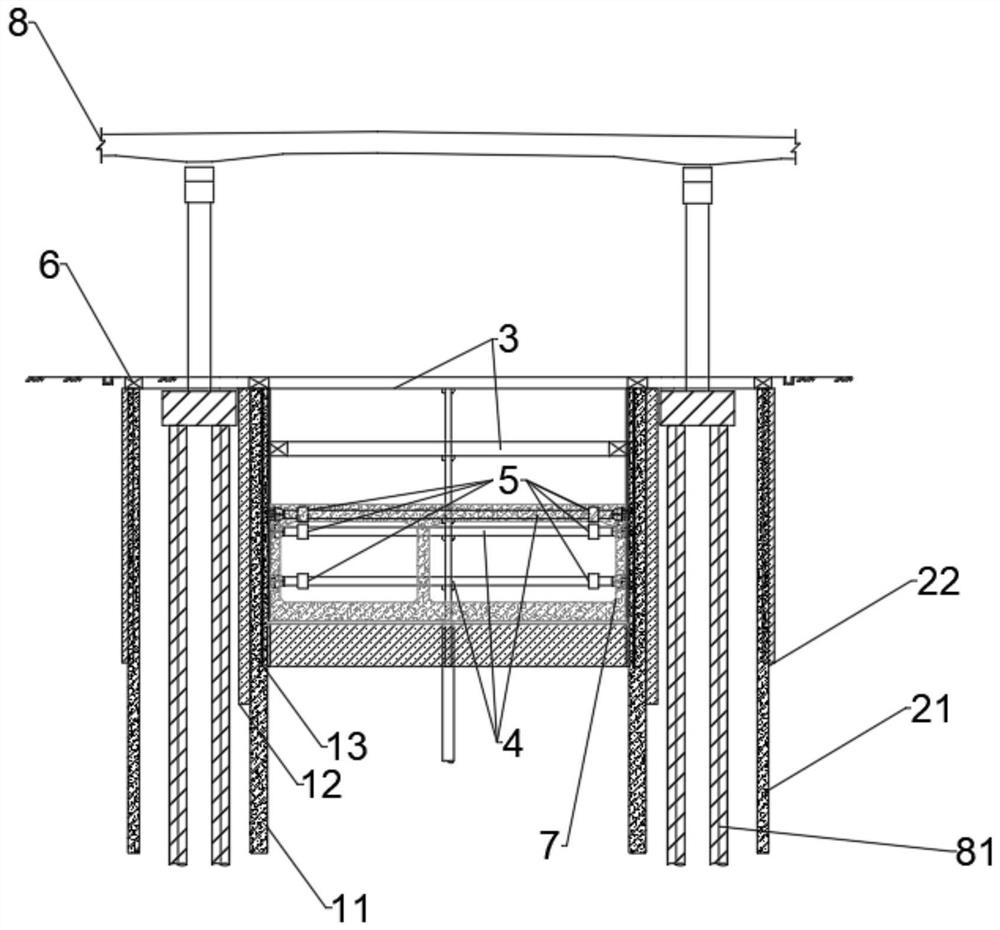 Enclosure structure of close-range underpass low-clearance bridge and construction method thereof