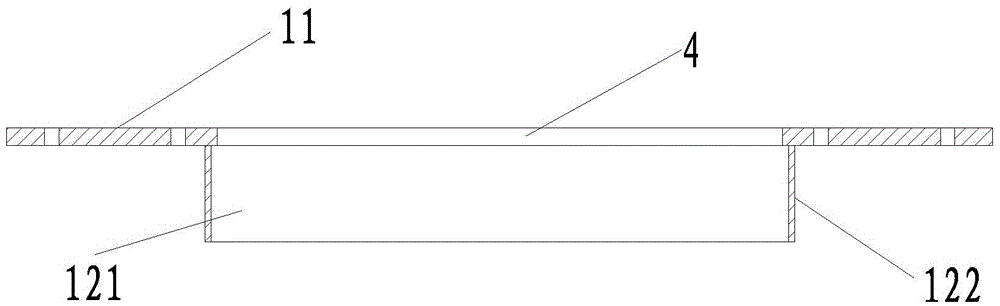 A fan vibration and noise reduction device