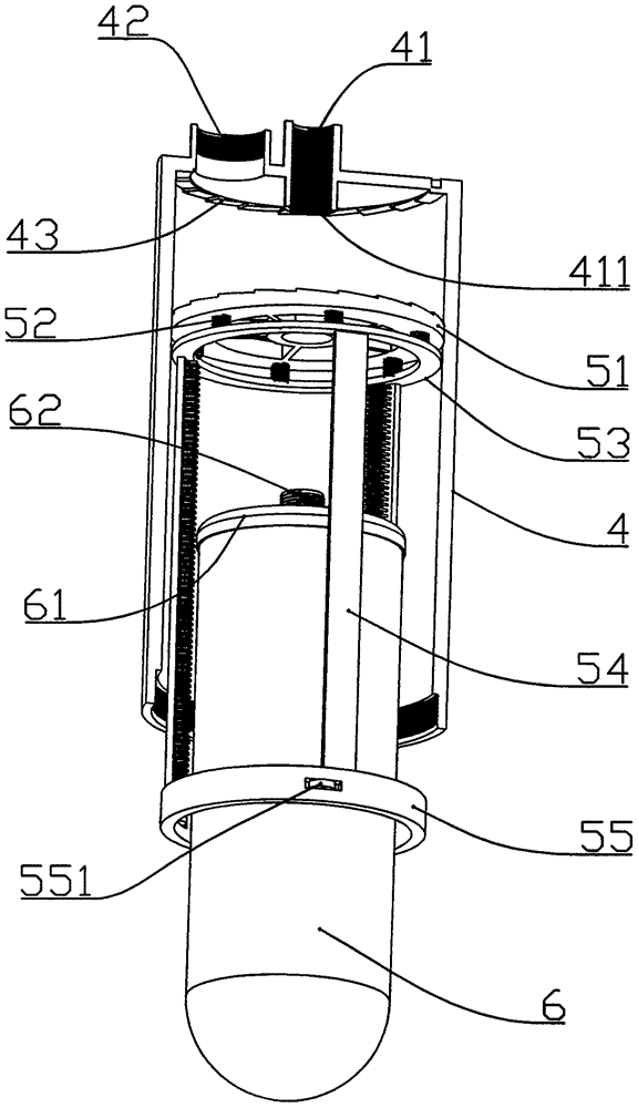 Multifunctional spigot and cooking bench cabinet adopting same