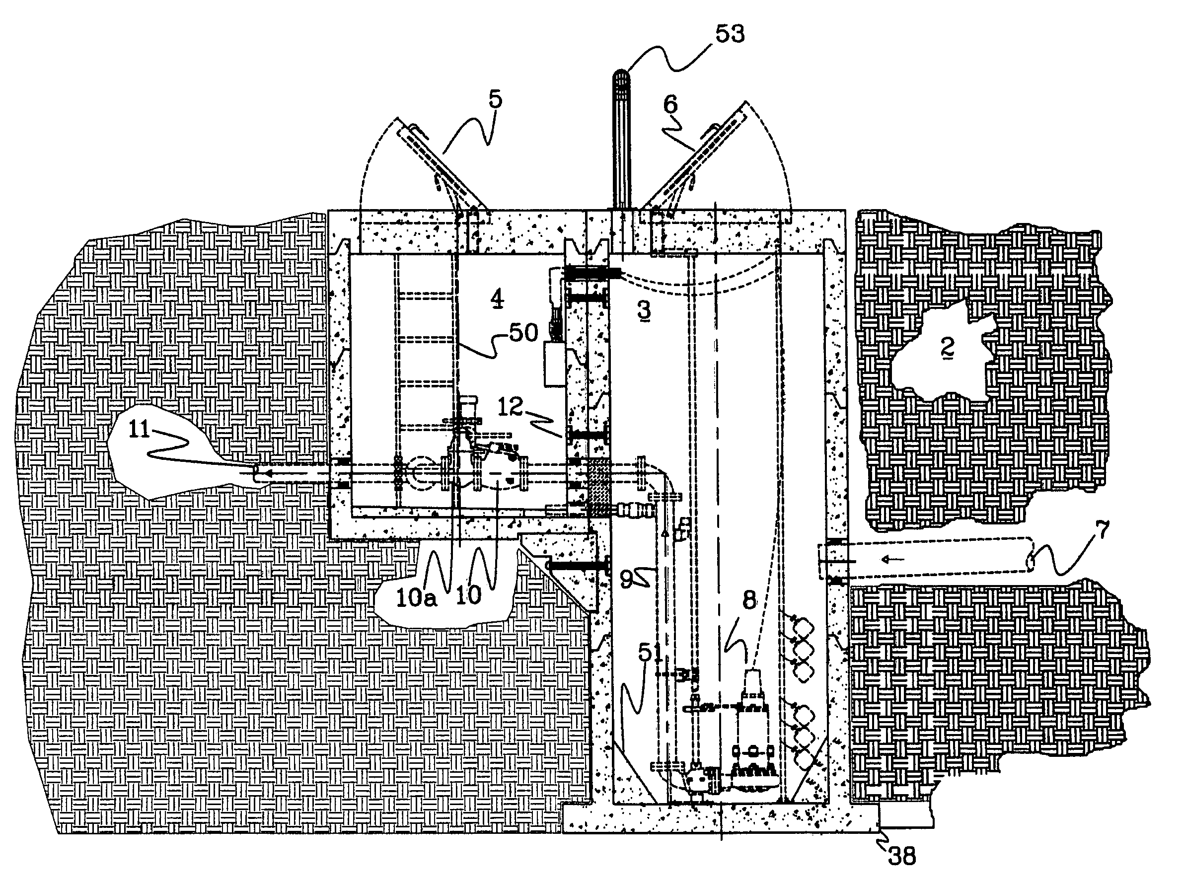 Unitary concrete pumping station for aqueous waste submersible pumping applications