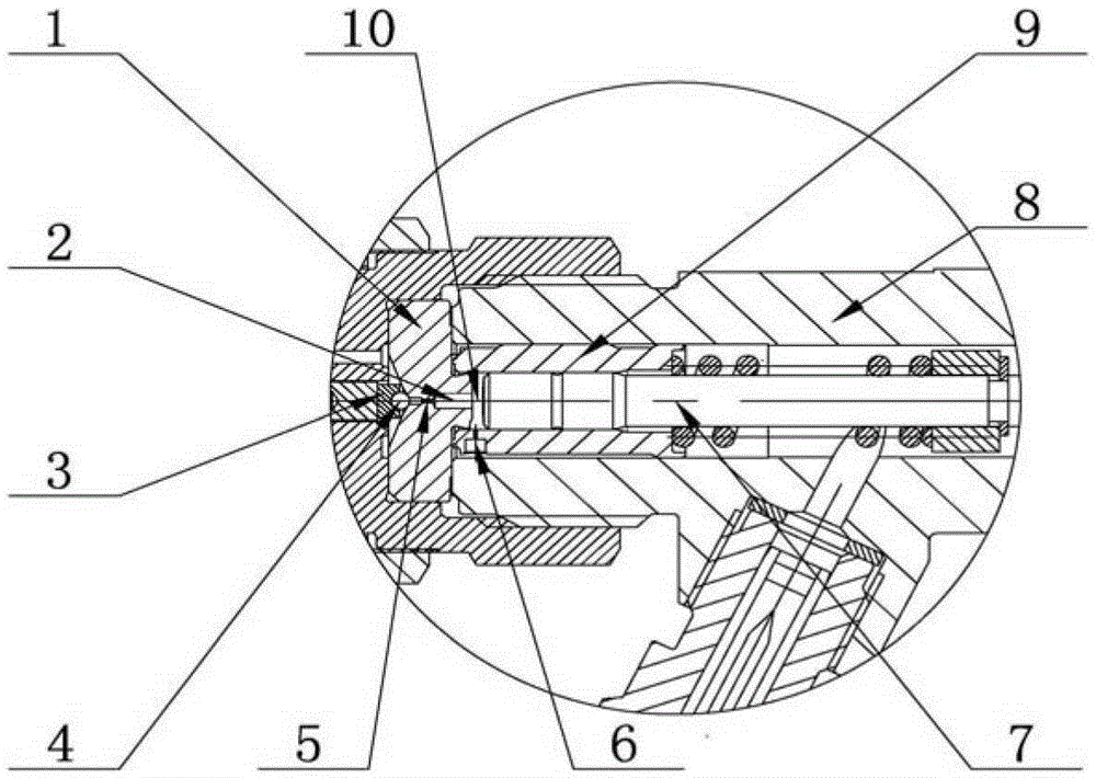 A hydraulic controller for common rail fuel injector with middle hole pressure accumulation