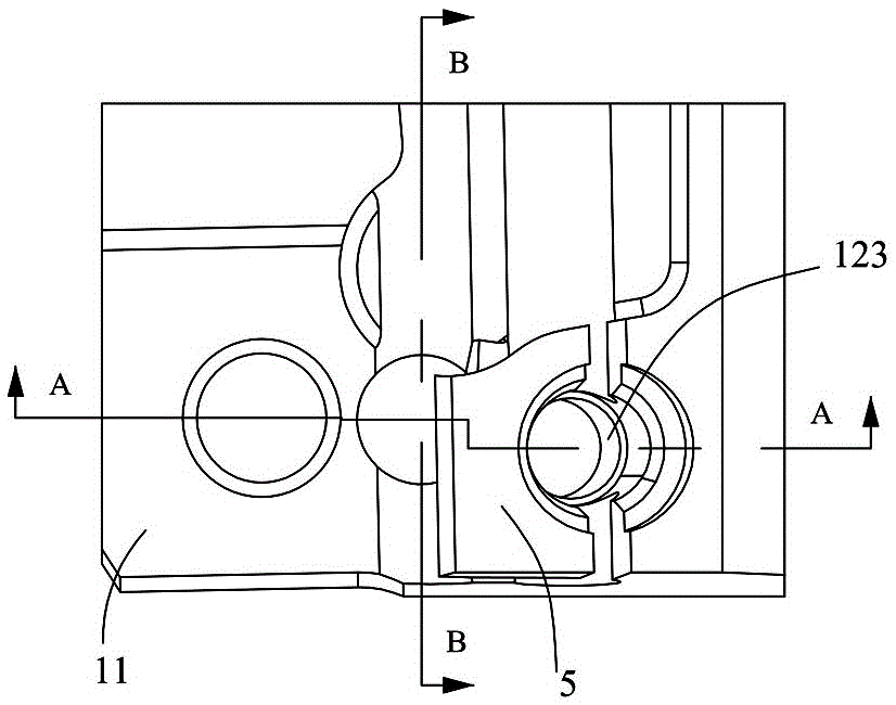 Tool holder with high-precision adjustment capability and cutting tool equipped with the same