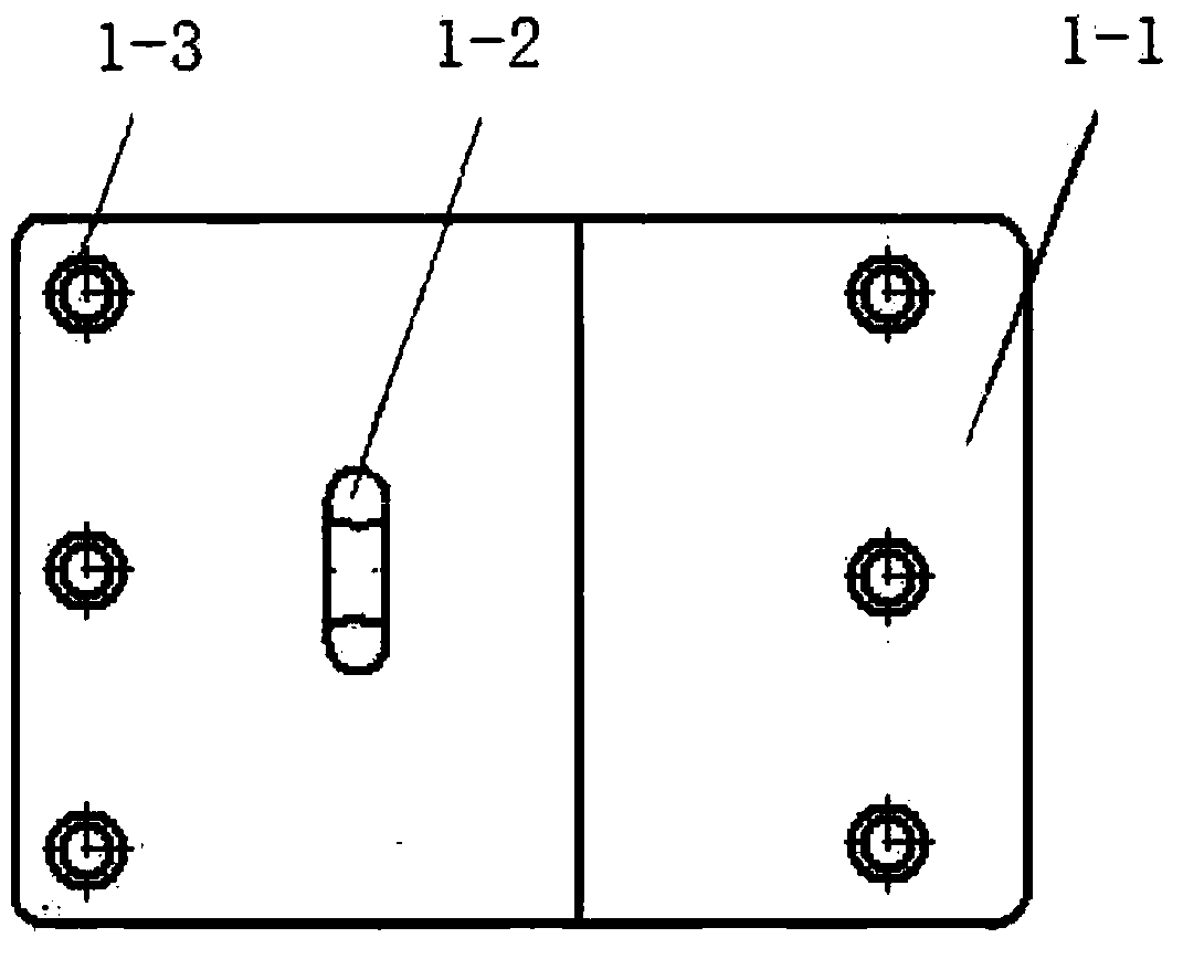 Fracture test sample mounting and clamping device matched with shock testing machine