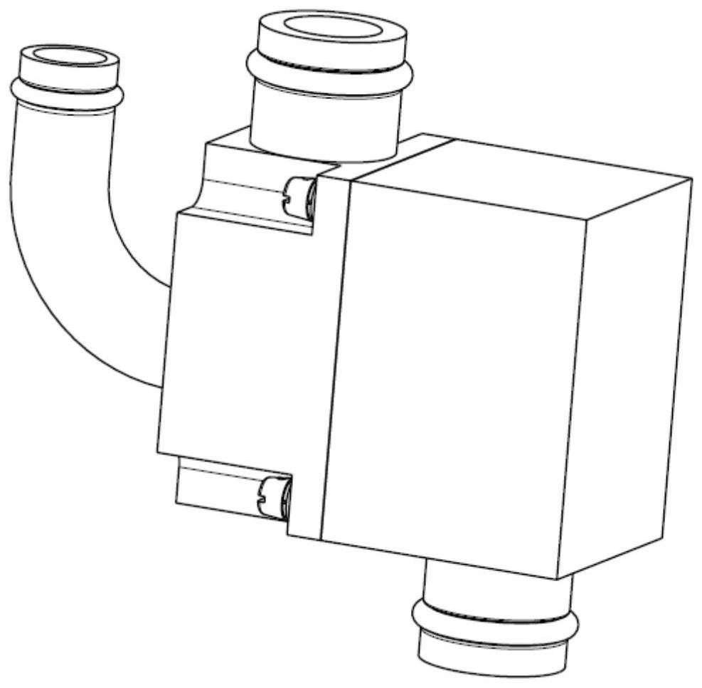 Automatic condensate water discharging device of onboard evaporator