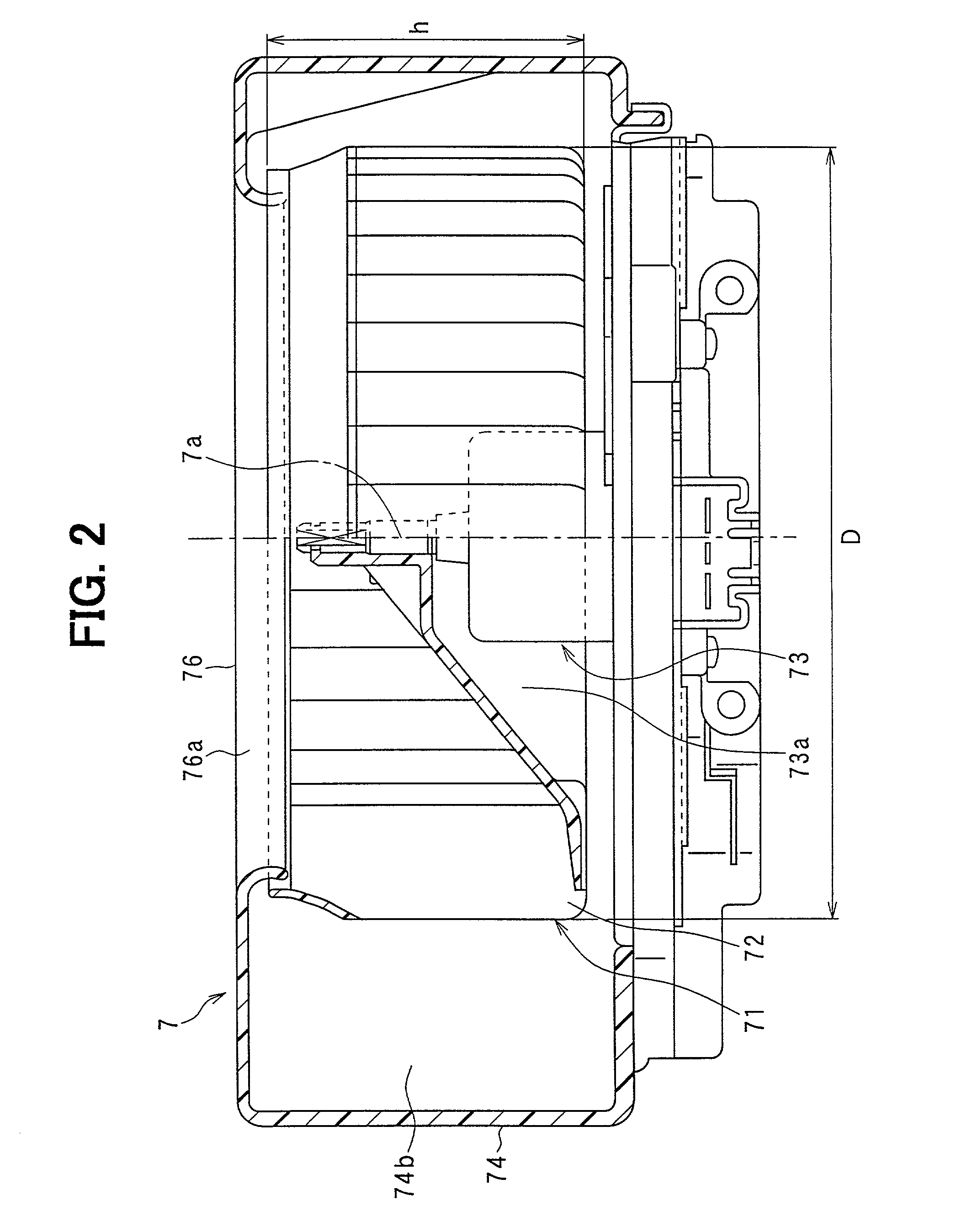 Centrifugal blower having noise-reduction structure