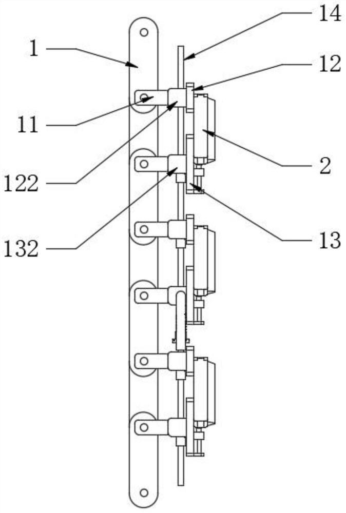Adjustable construction device for mining underground grooving