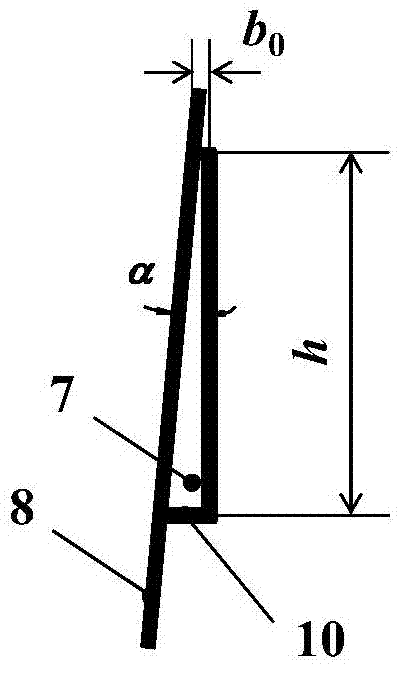 Water turbine draft tube with vortex restraining function