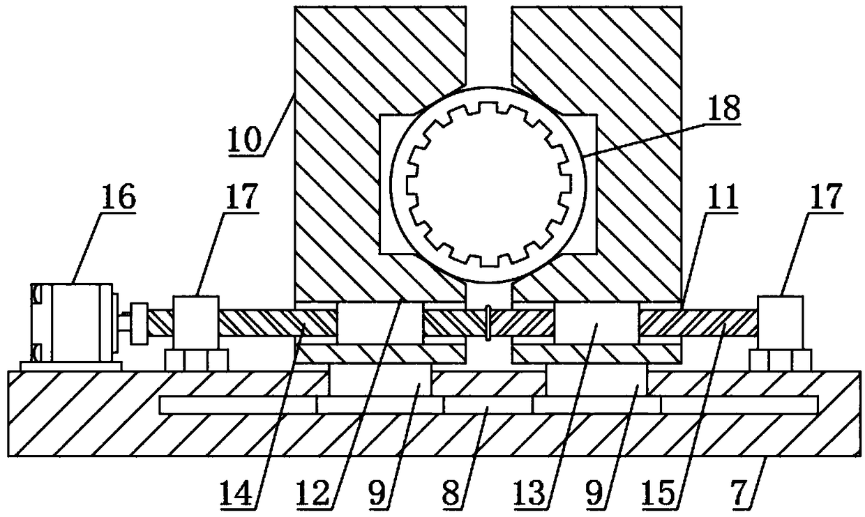 Gear sleeve machining device and machining method