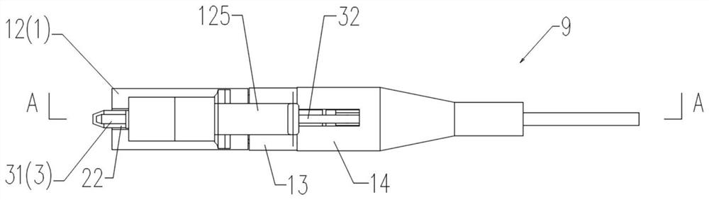 Photoelectric connector and photoelectric adapter