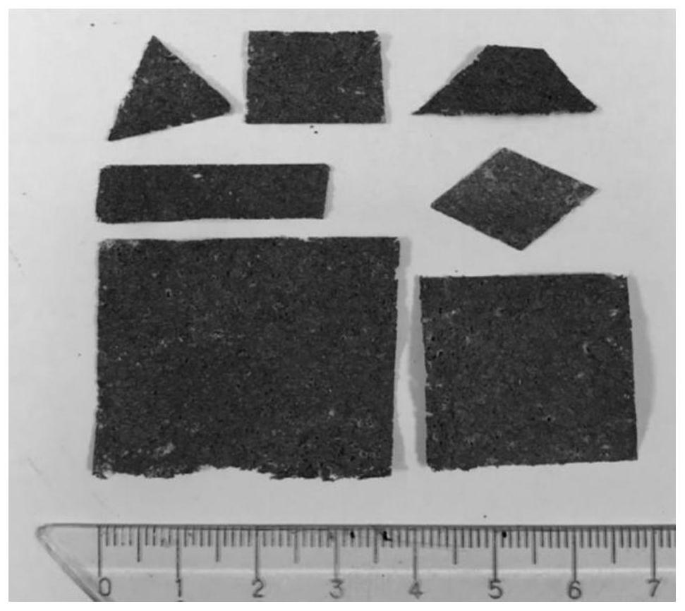 Graphene-based flexible non-woven fabric loaded with metal-doped carbon nitride and its preparation method and application