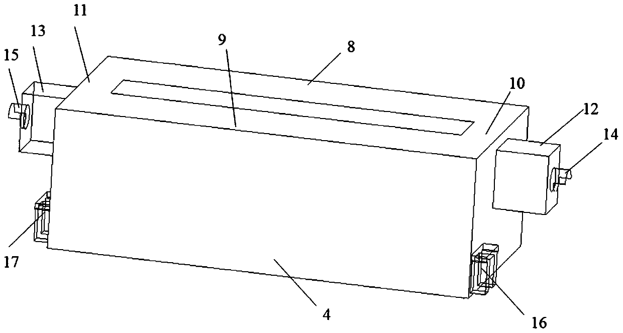 Straight arc type continuous casting machine and fan-shaped section thereof