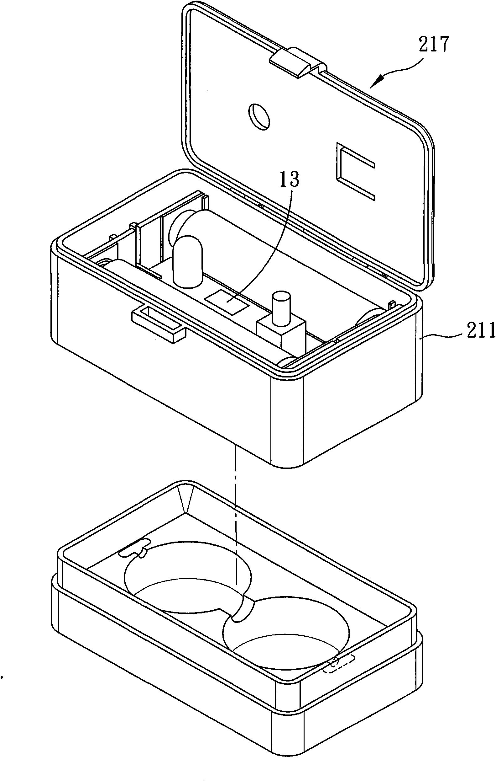 Device for cleaning contact lenses