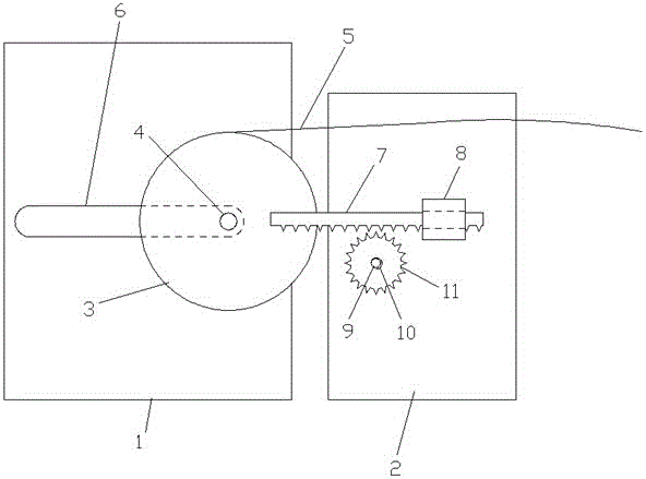 Feed plate device capable of preventing solder strip accumulation