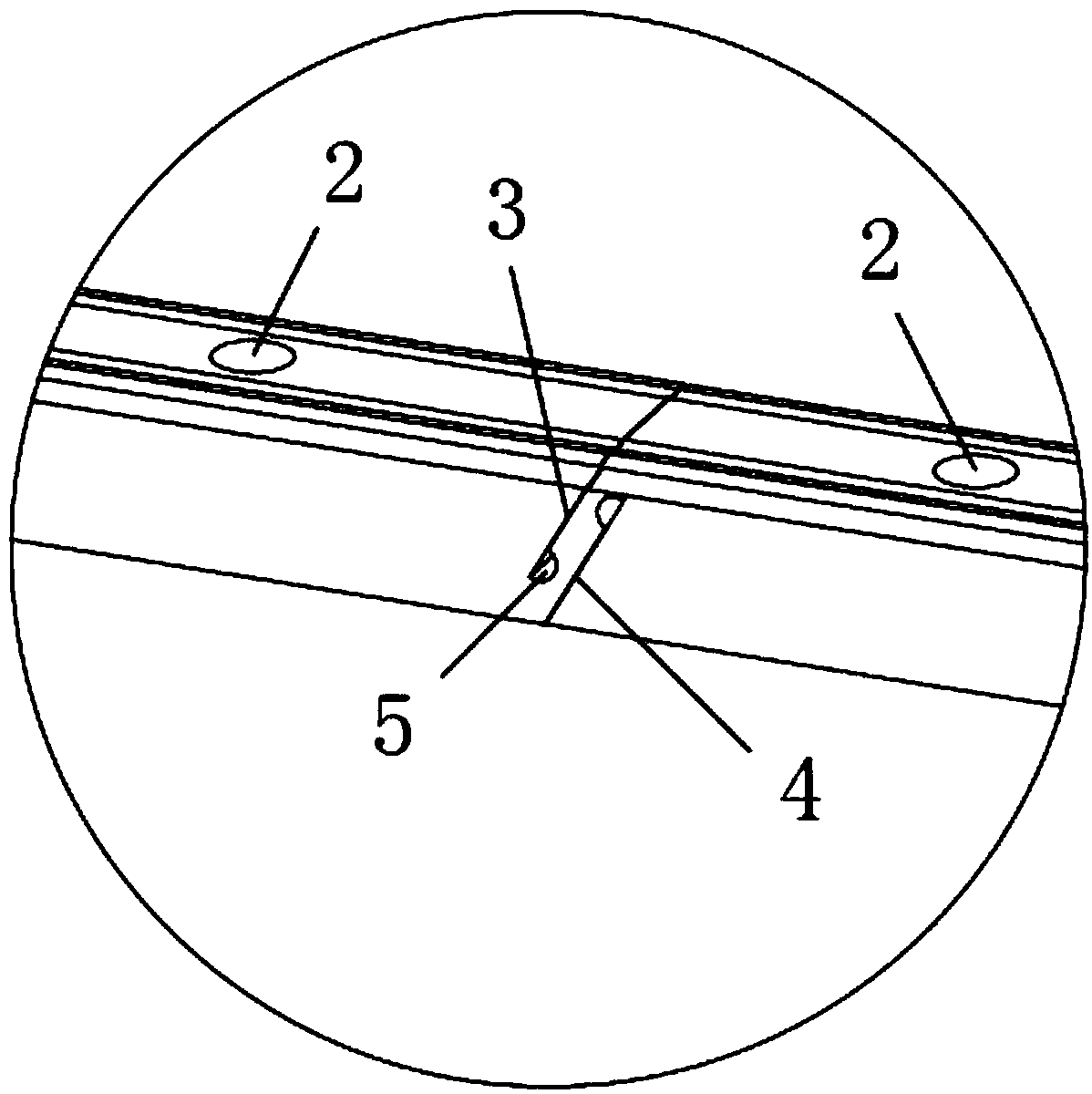 A steel guide rail structure under the condition of wide temperature range and high precision