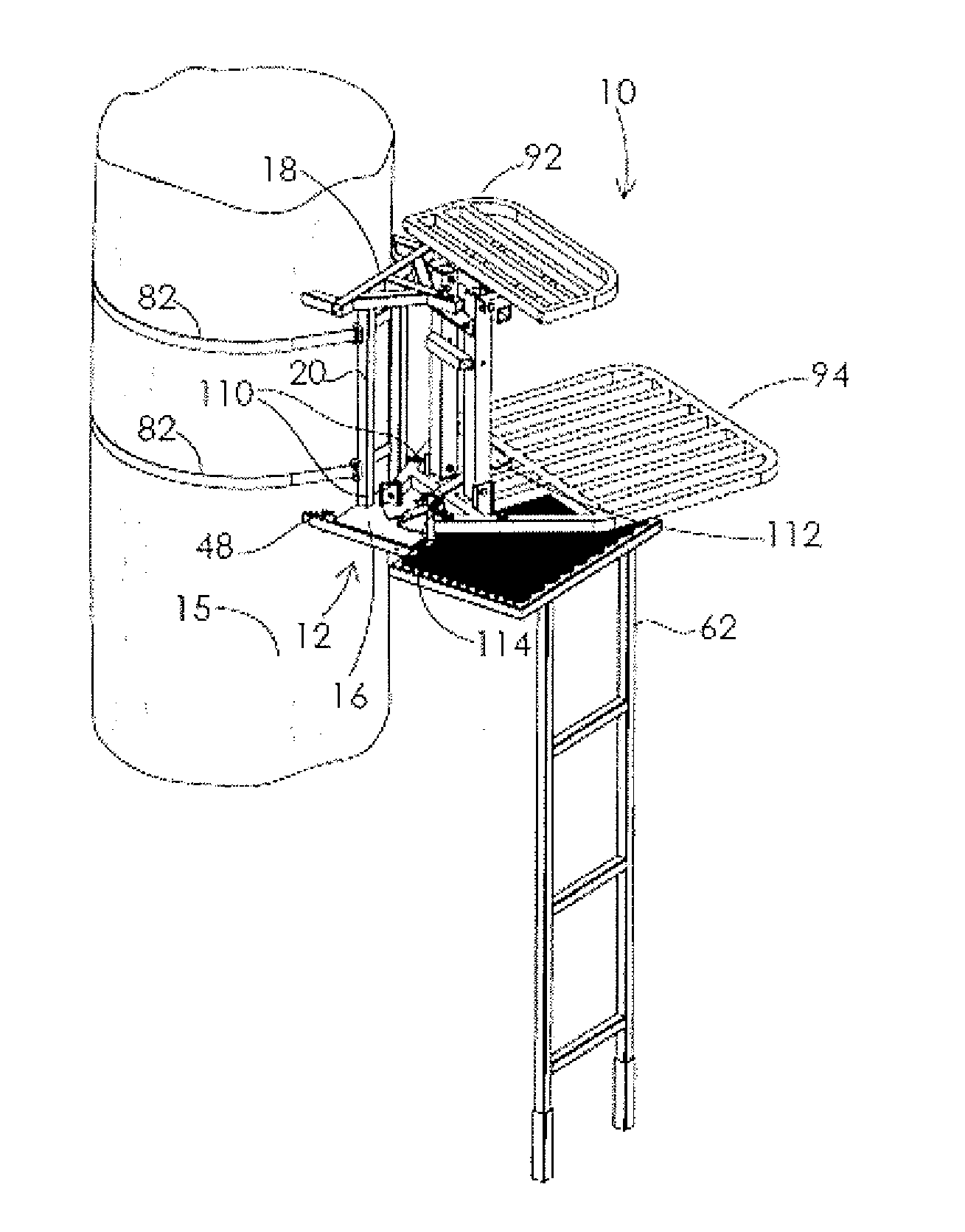 Pivoting hunting tree stand