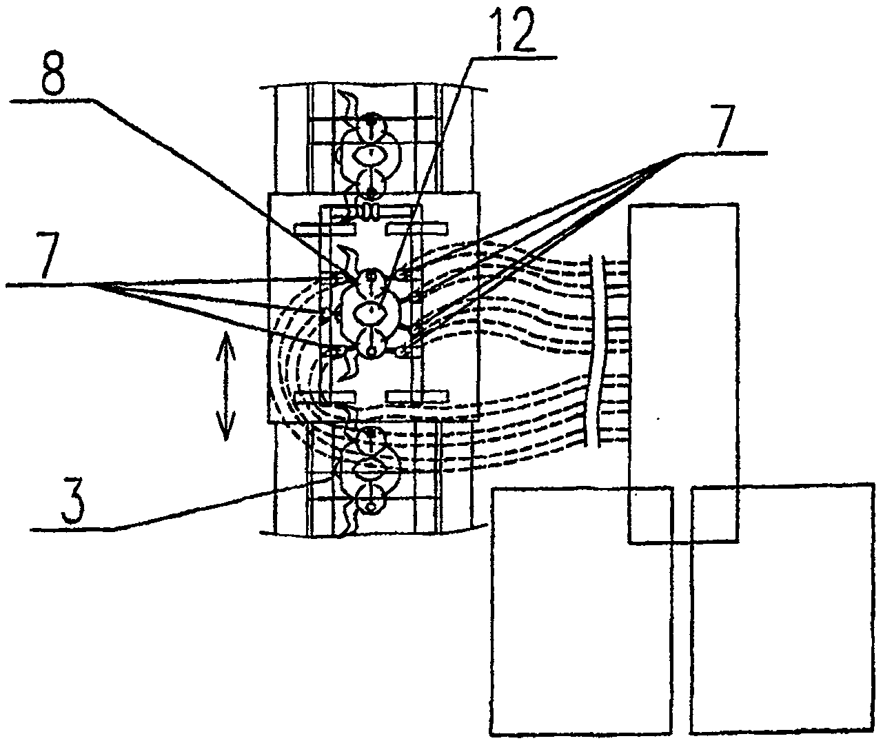 Device and method for introducing liquids into meat