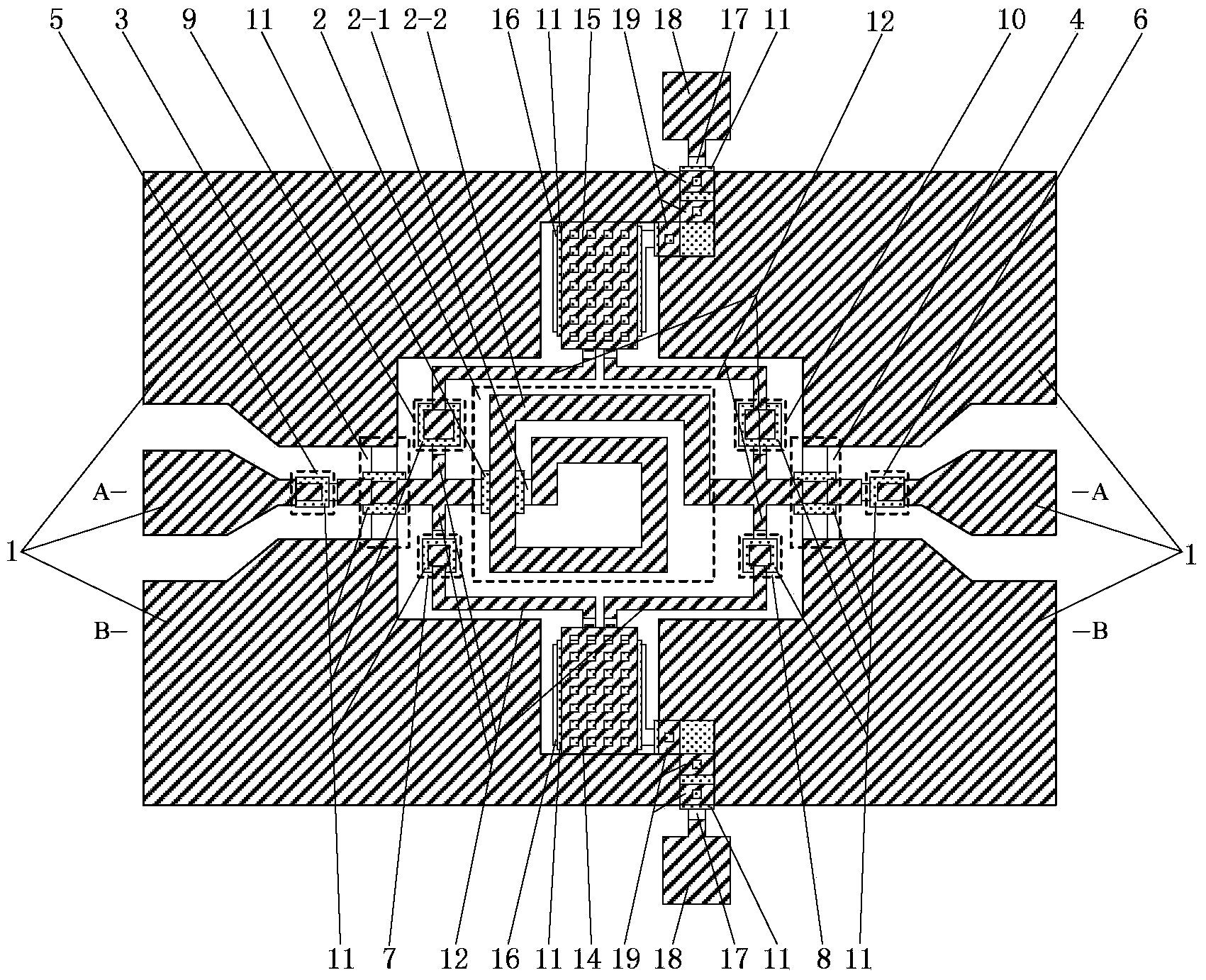 Micro-mechanical cantilever beam type four-state reconfigurable microwave band-pass filter and preparation method