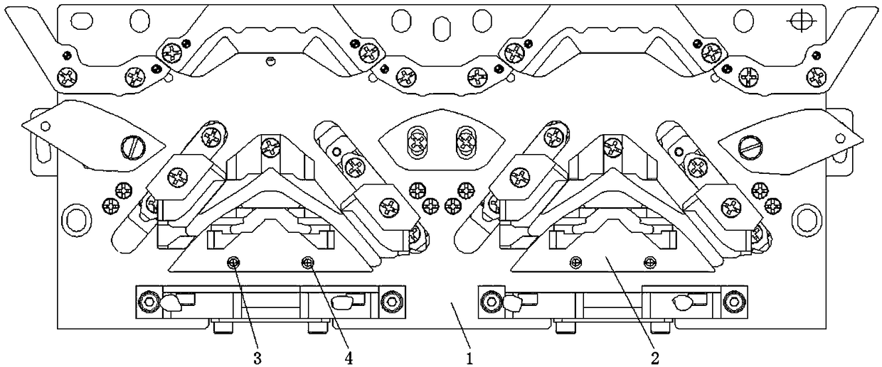 Computerized flat knitter