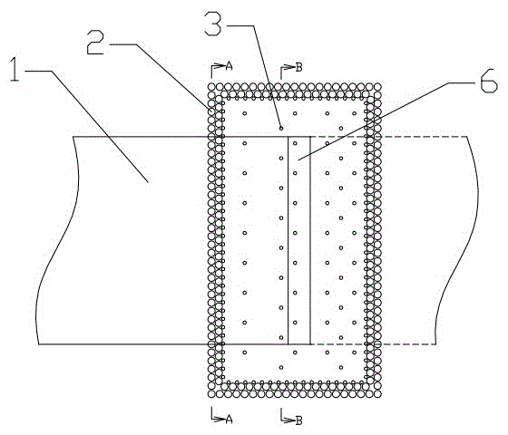 Base rock uplift region shielding tool-changing in-situ reinforcement method