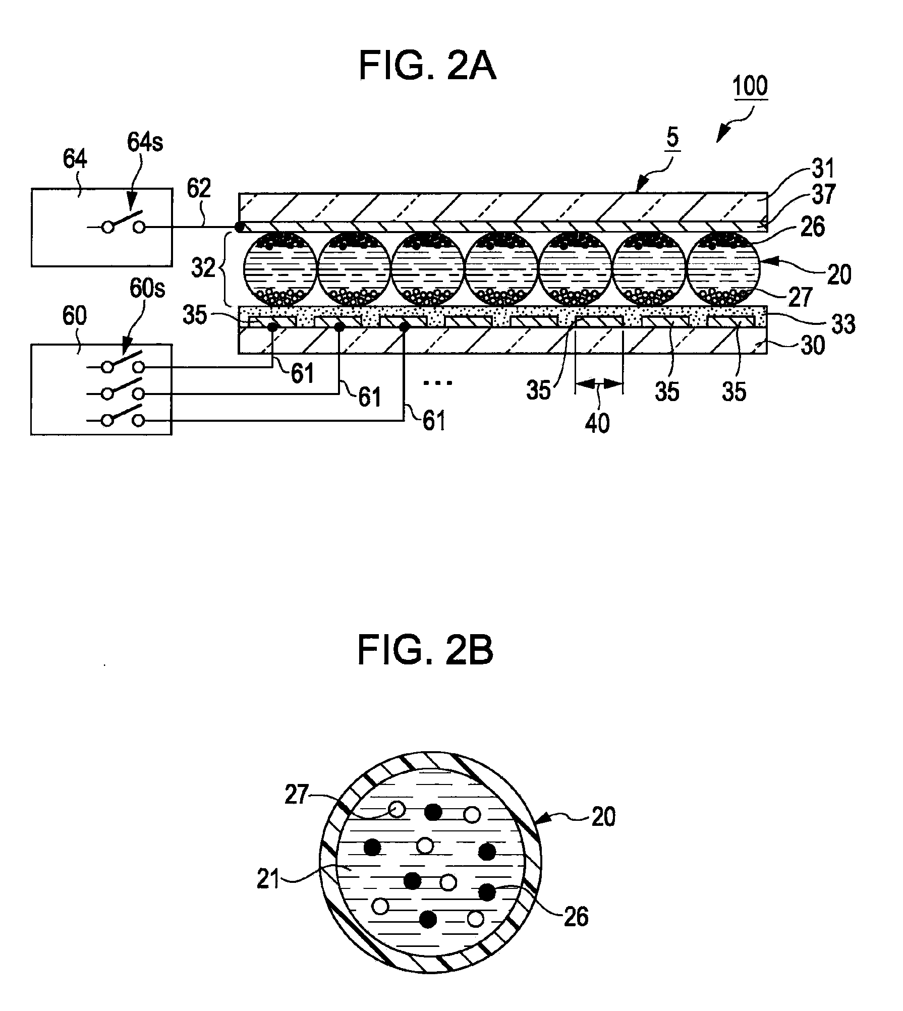 Method of driving electrophoretic display apparatus, electrophoretic display apparatus, and electronic device