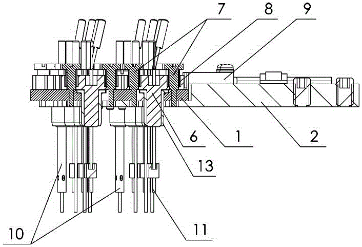 Anti-collision cleaning mechanism for reaction cup