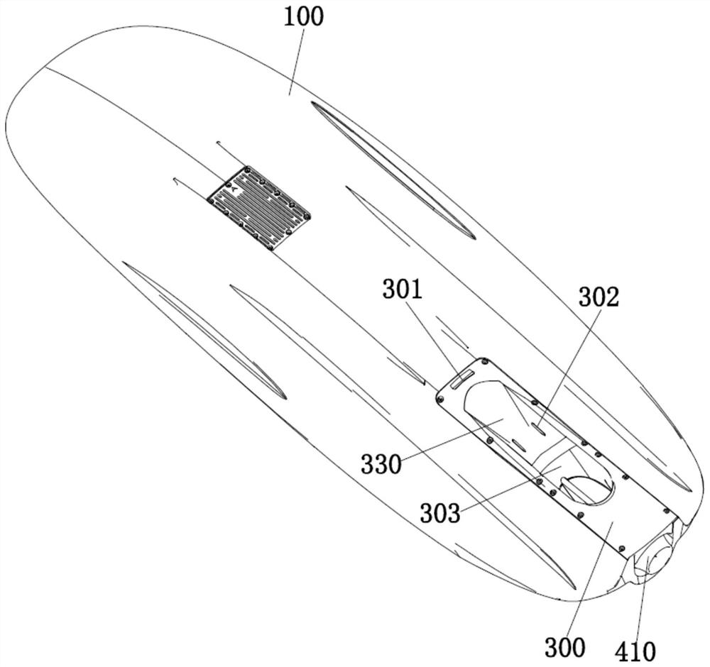 Surfboard spray pump structure with rapid heat dissipation effect