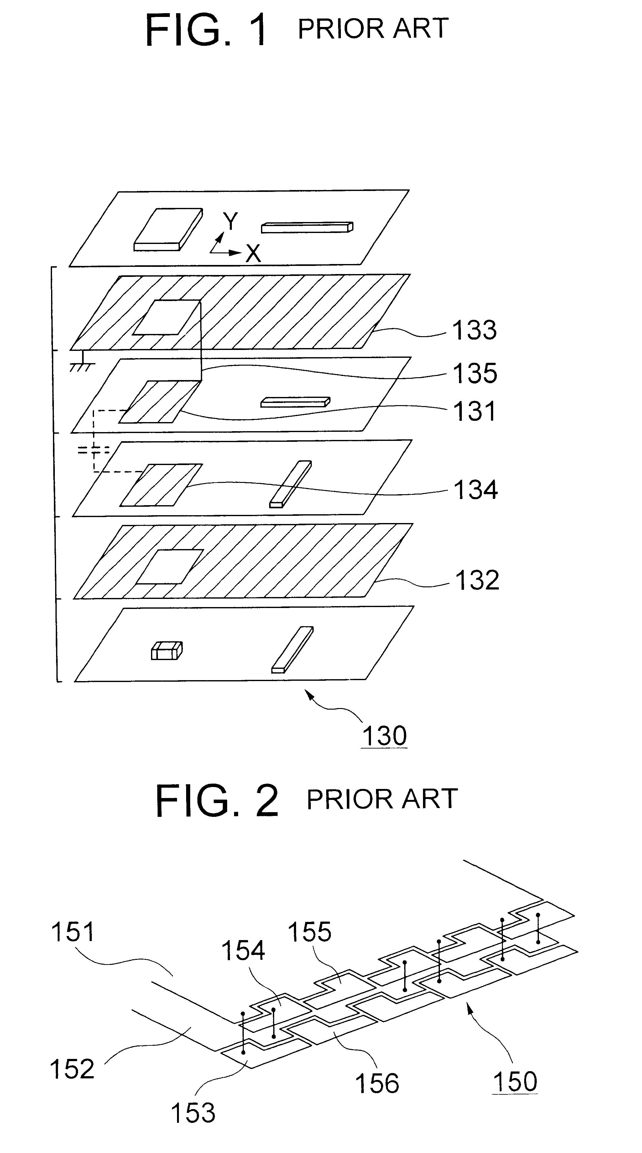 Wiring arrangement including capacitors for suppressing electromagnetic wave radiation from a printed circuit board