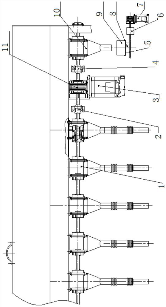 Automatic calibration device and method for seeding quantity and fertilizing quantity of seeder