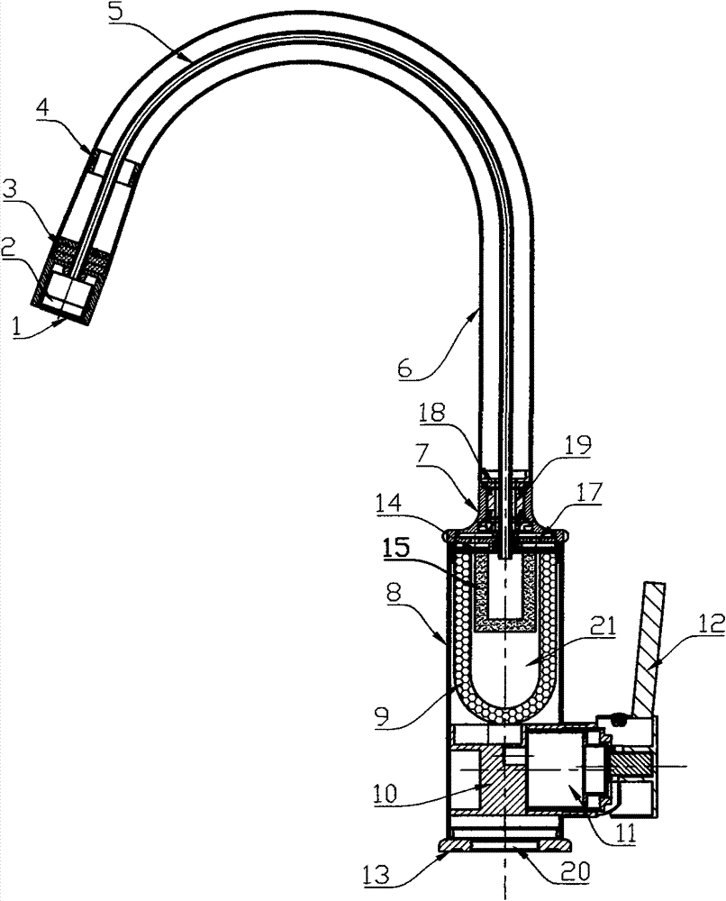 Kitchen faucet with water purification filter