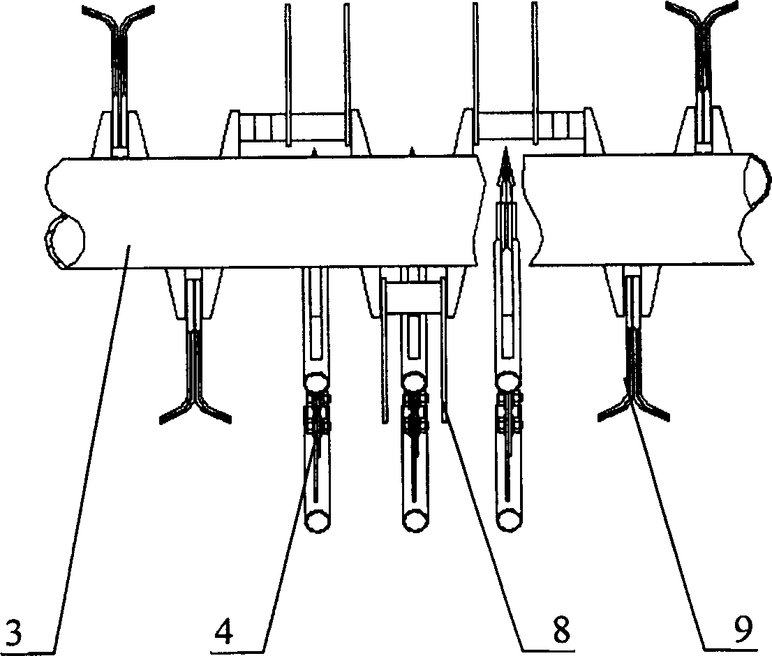 Line centering no-tillage sowing machine for wheat in farmland covered by corn stalk