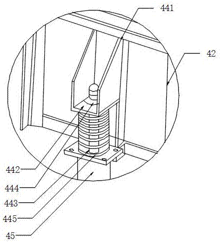 Smashing and grinding integrated raw material processing device for preparation of Relinqing tablets