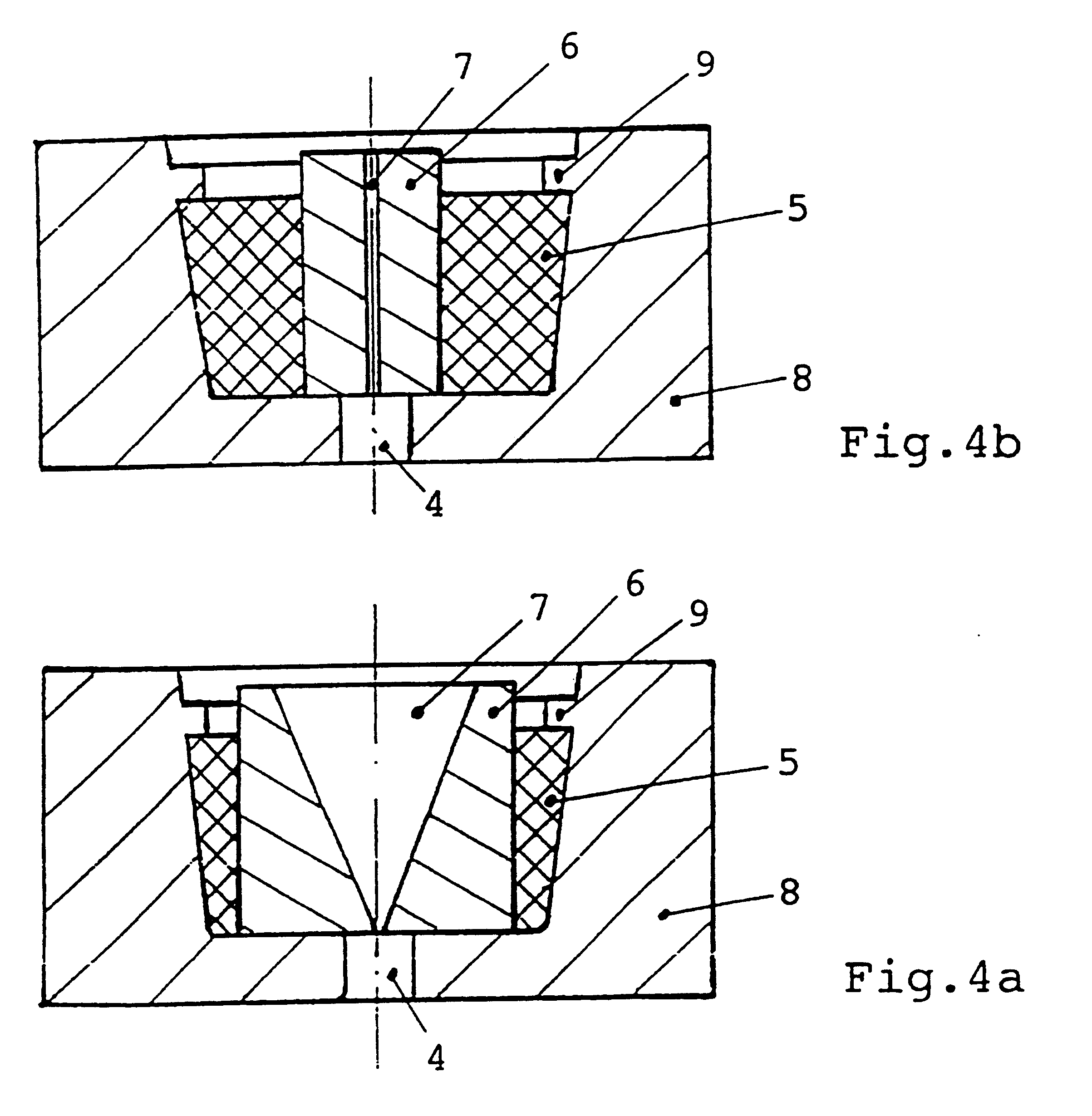 Device for mounting a component exposed to a pressurized fluid