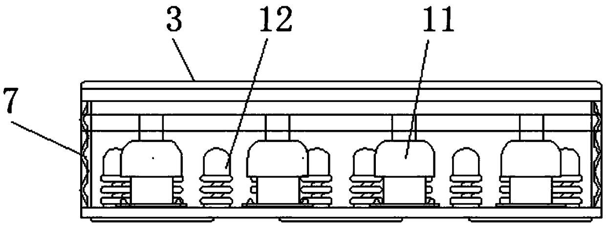 Municipal administration path emergency repairing pipeline protection device with anti-seismic and pressure-preventing effects