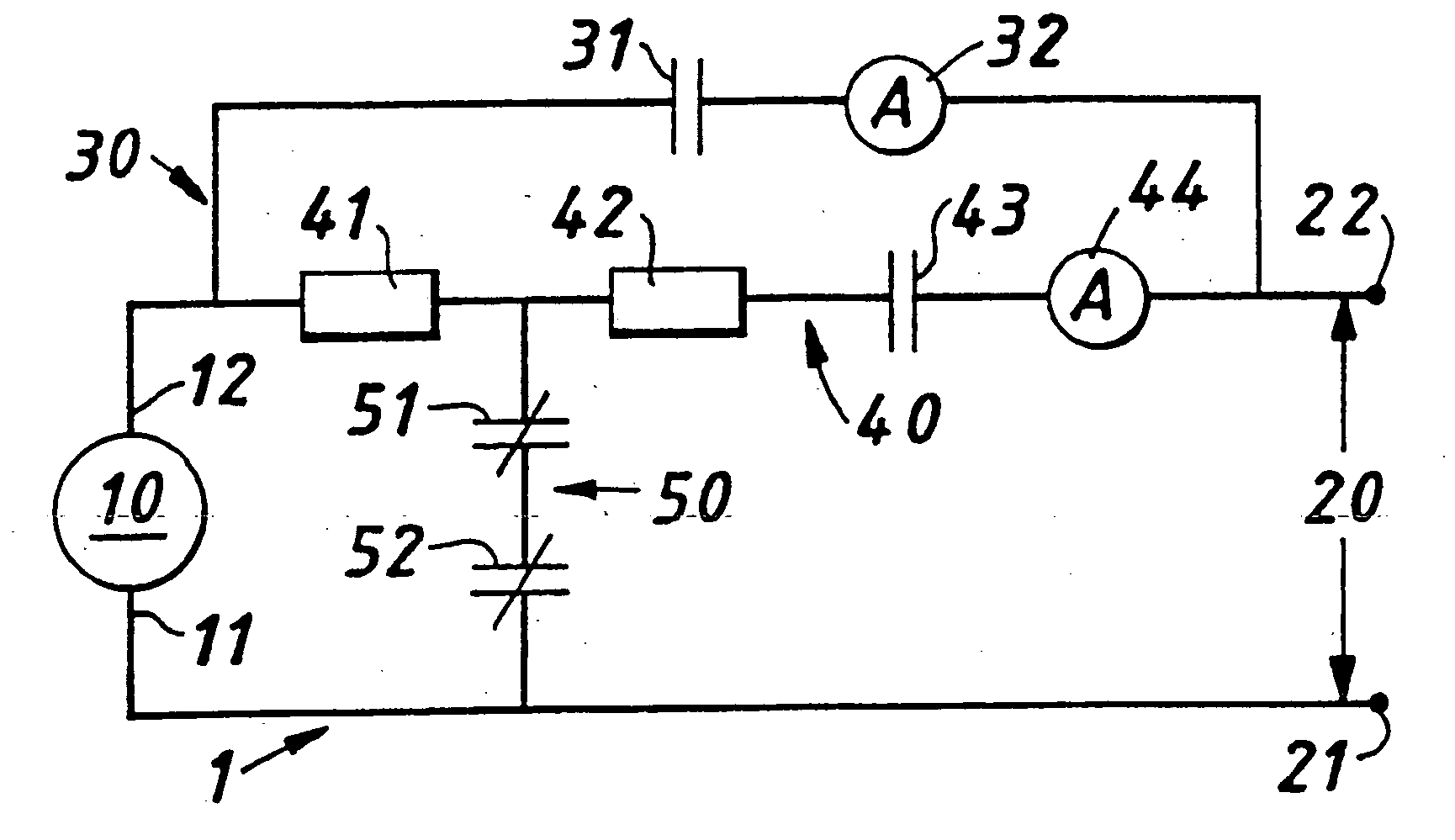 Method and a connector arrangement for connecting and disconnecting a generator to a circuit with an existing alternating current