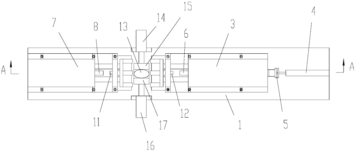 Nut shell breaking device and shell breaking method