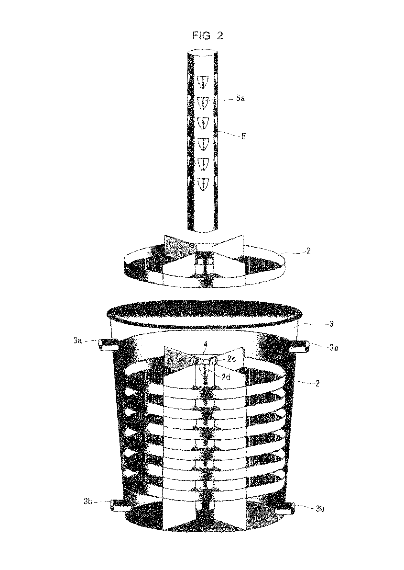 Device for farming benthic organisms such as bivalves