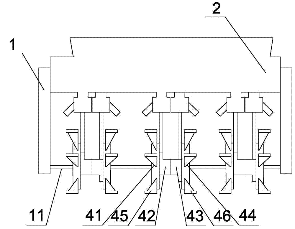 A kind of spaced interplanting combined sowing equipment