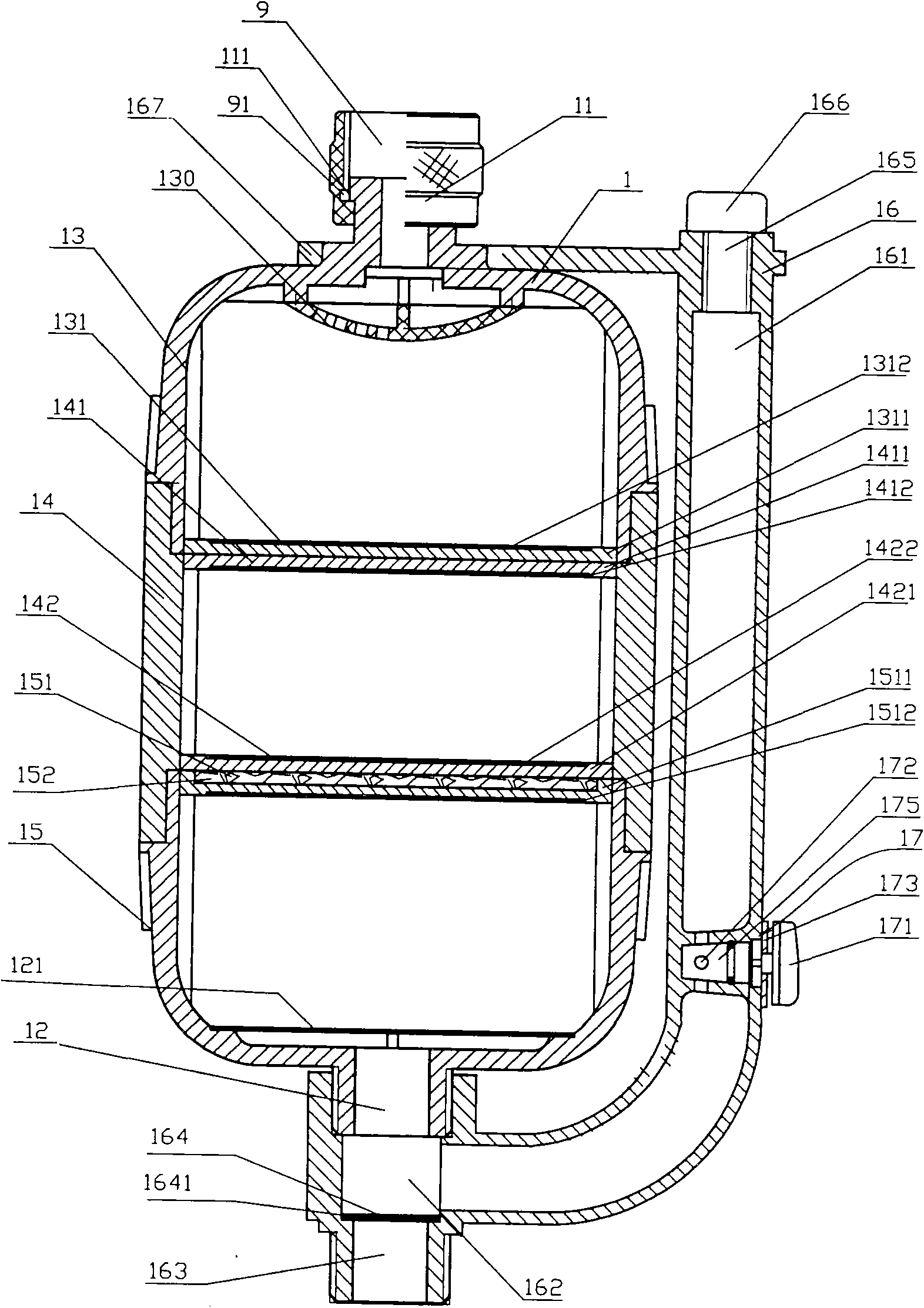 Split type filtering bath device