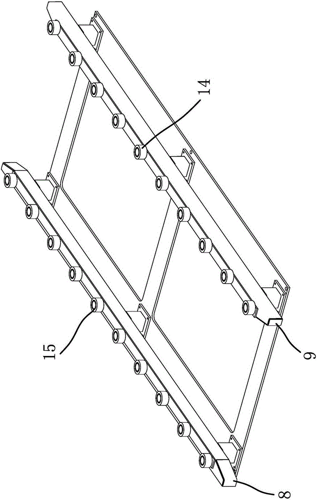 Automatic feeding device for tire treads