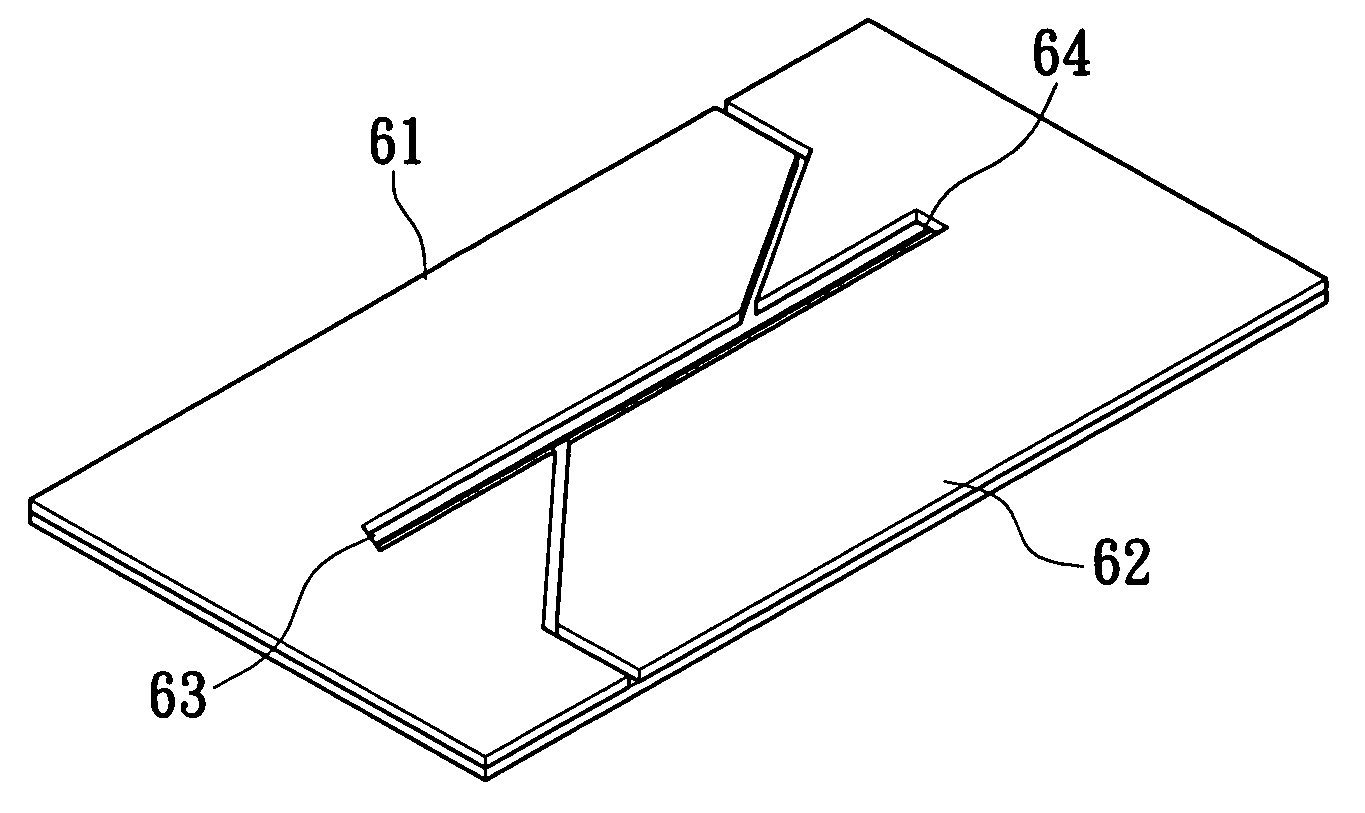 Structure of a circuit board for improving the performance of routing traces