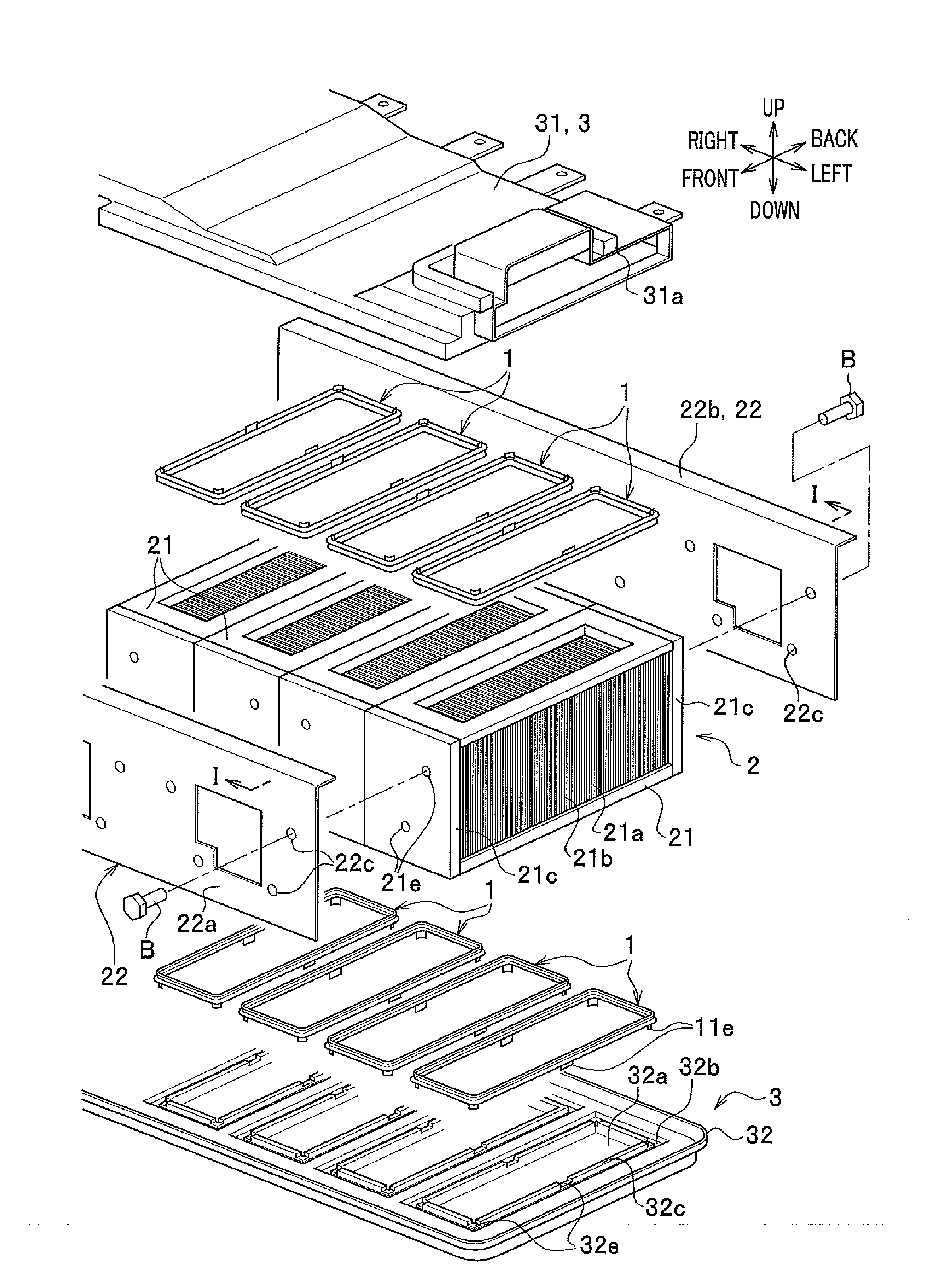 Packing and seal structure of battery module