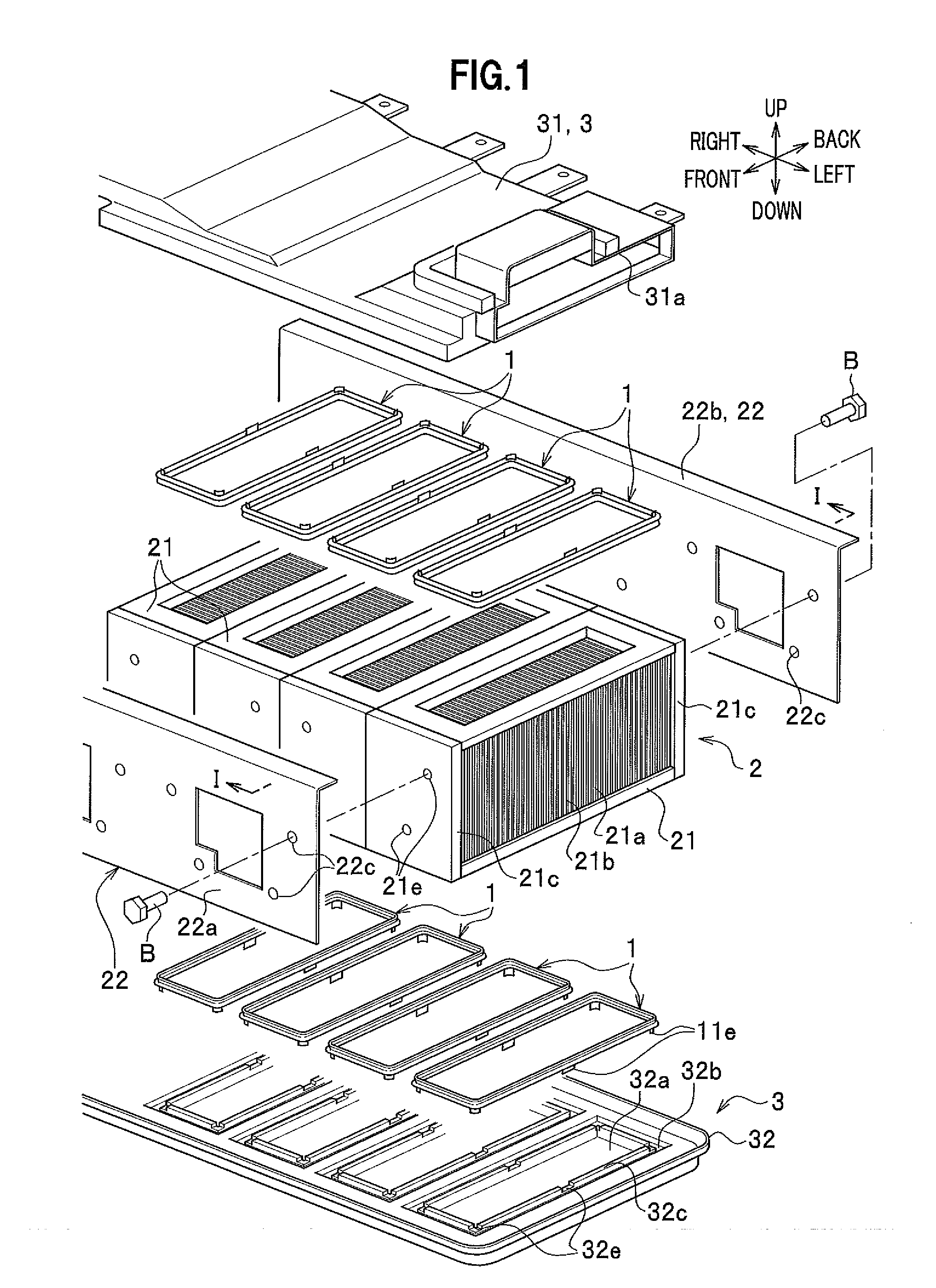 Packing and seal structure of battery module